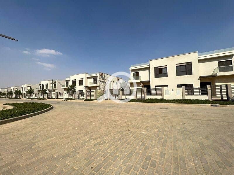 Finished apartment at a bargain price with 12 year installments for a limited space - Mehr