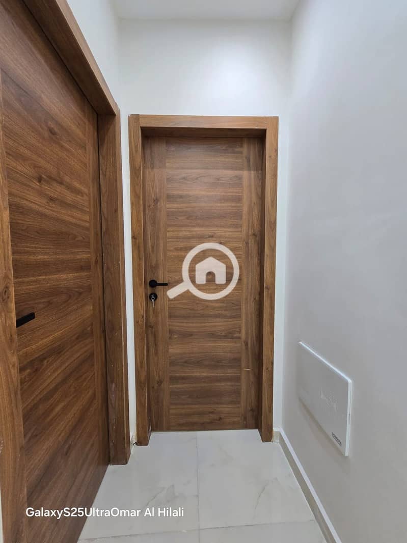 3 1000957600. jpg