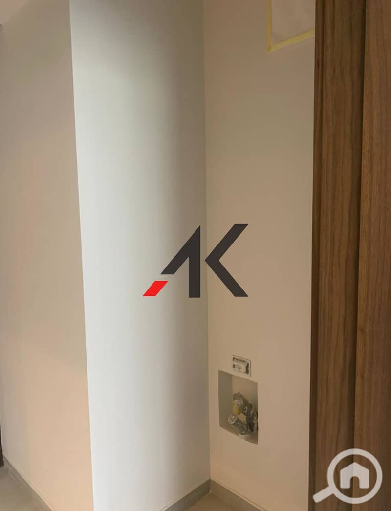 Finished Apartment For Sale in Lake View Residence - New Cairo - Więcej