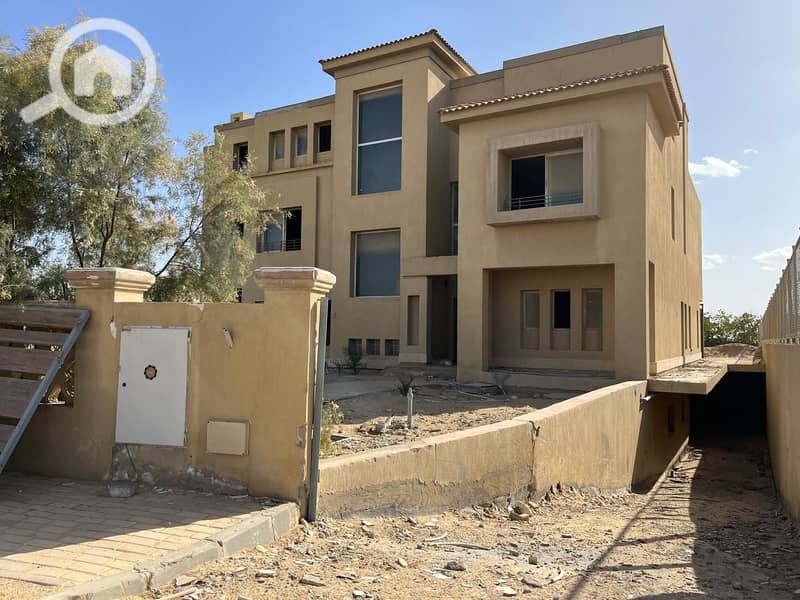 First-Row Golf Villa for sale ! Direct on the Golf at Palm Hills Golf Views. Ready to move - Ansicht 3