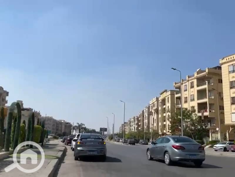 Shop for rent in the Fifth Settlement, Jamal Abdel Nasser Axis, best location and the last shop on the axis. - Ansicht 6