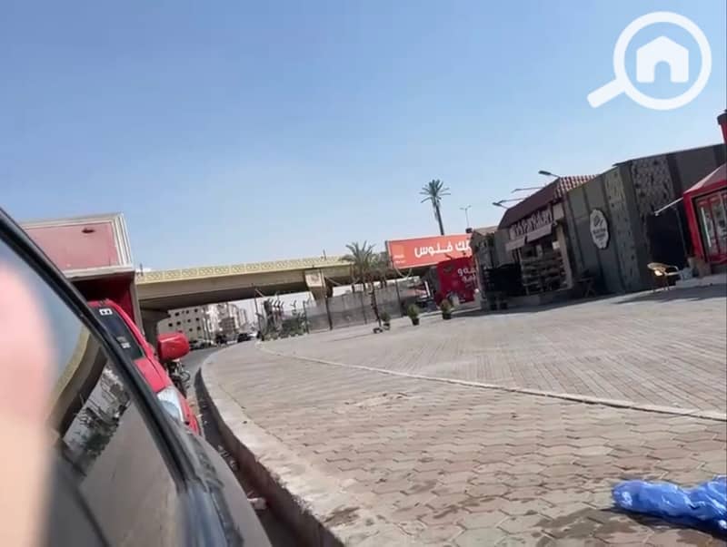 Shop for rent in the Fifth Settlement, Jamal Abdel Nasser Axis, best location and the last shop on the axis. - Mehr