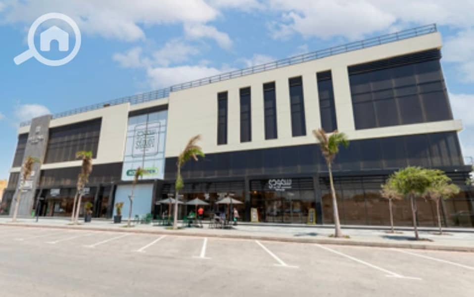 Your clinic is available for immediate delivery in Hyde Park - Fifth Settlement with a down payment of only 890,000 and installments over 6 years, facing the southern ninety street. - Widok 3