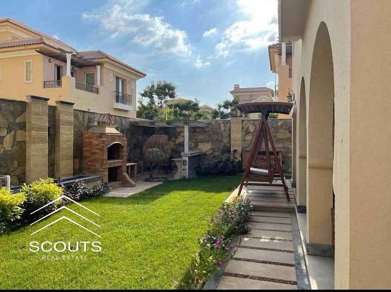 **Villa for sale in Hyde Park, New Cairo at the old price. 10-year installments, open view on two sides, minutes from Golden Square & Auc - Więcej