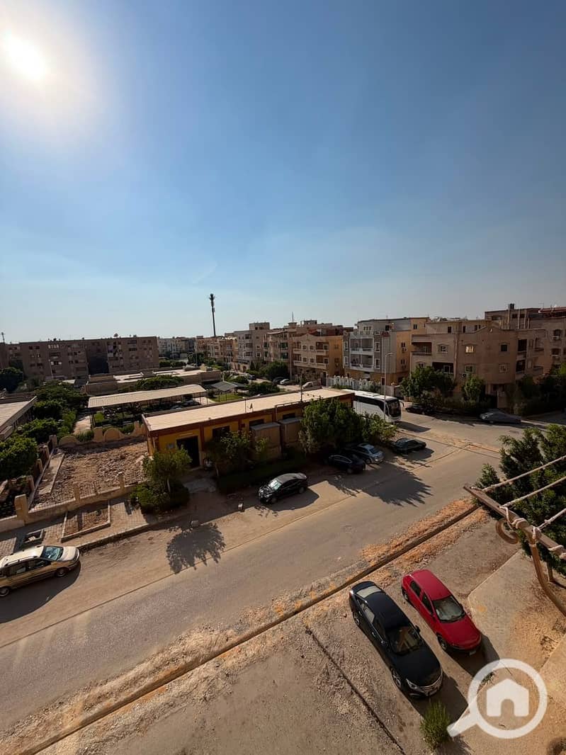 Family-friendly studio in the Southern Investors area (Zizinia), second row from Gamal Abdel Nasser Axis. - Ansicht 4