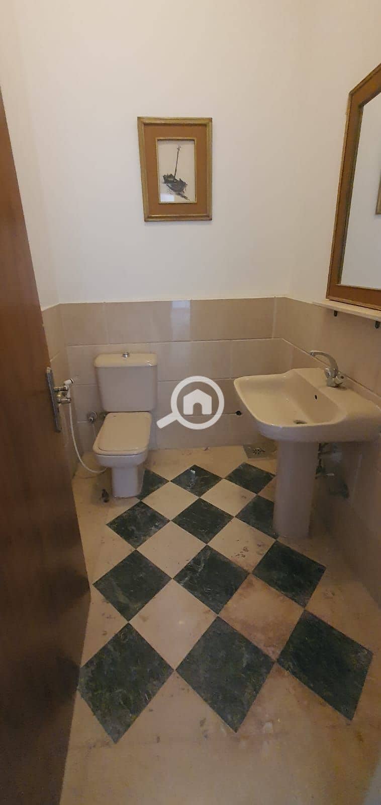 16 1000998745. jpg
