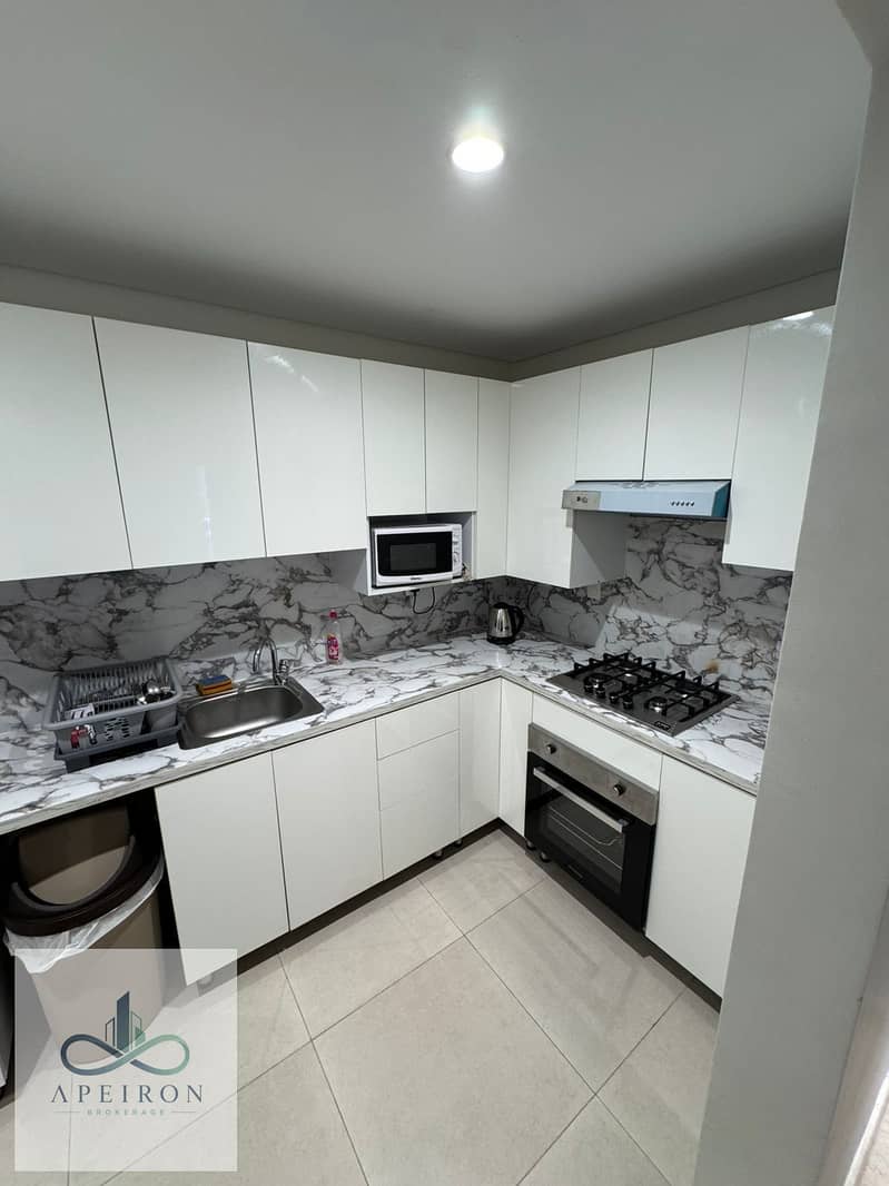 3 1886fccd-6291-47bd-8c09-6b57029e409b. jpg