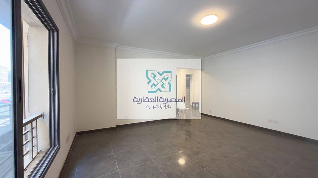 **Administrative Office for Rent** * Ultra Super Lux finishing * Overlooking the Maadi Ring Road * Administrative license * Suitable for a medical cl - Mehr