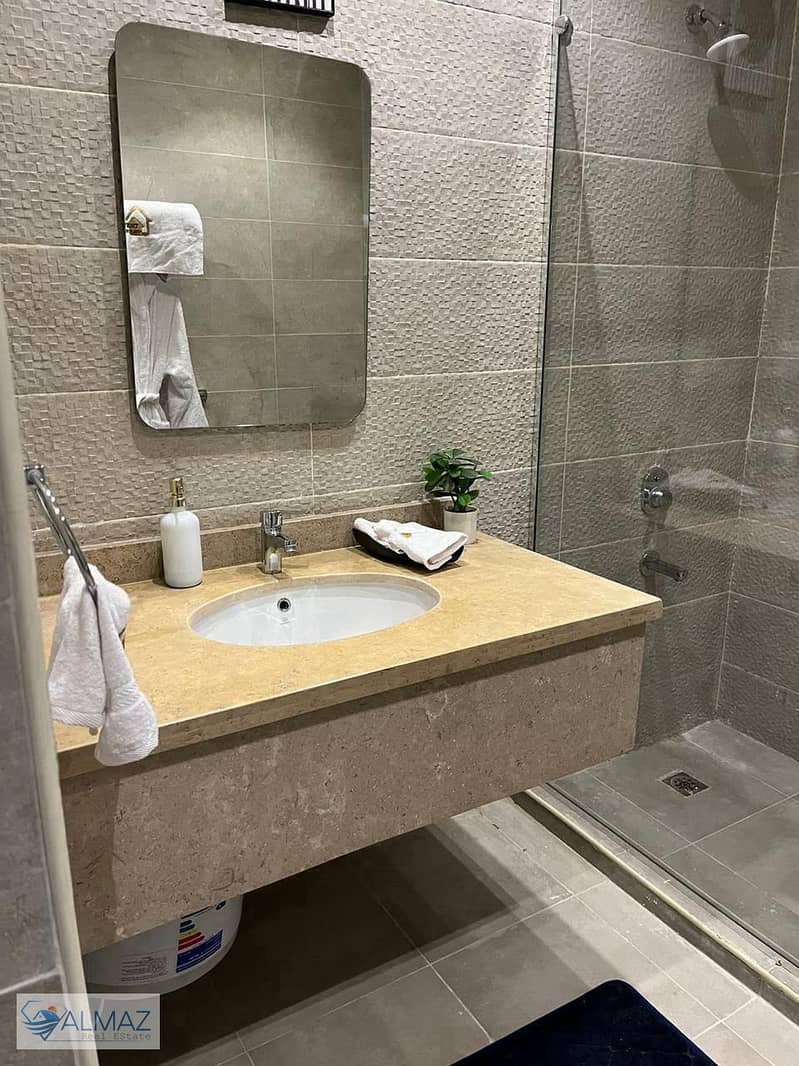 Furnished 155 sqm apartment for rent in Avenue 90 Compound, Fifth Settlement, directly opposite the American University in Cairo (AUC) and Future Univ - Ansicht 6