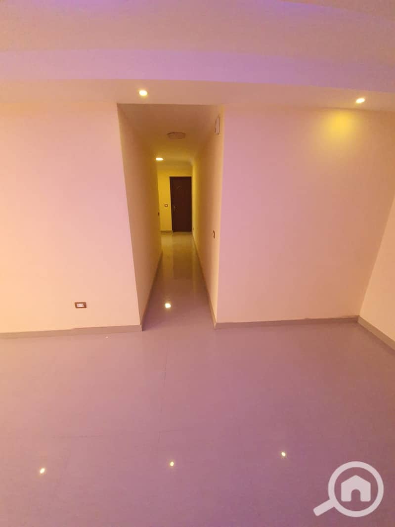 3 1000464107. jpg