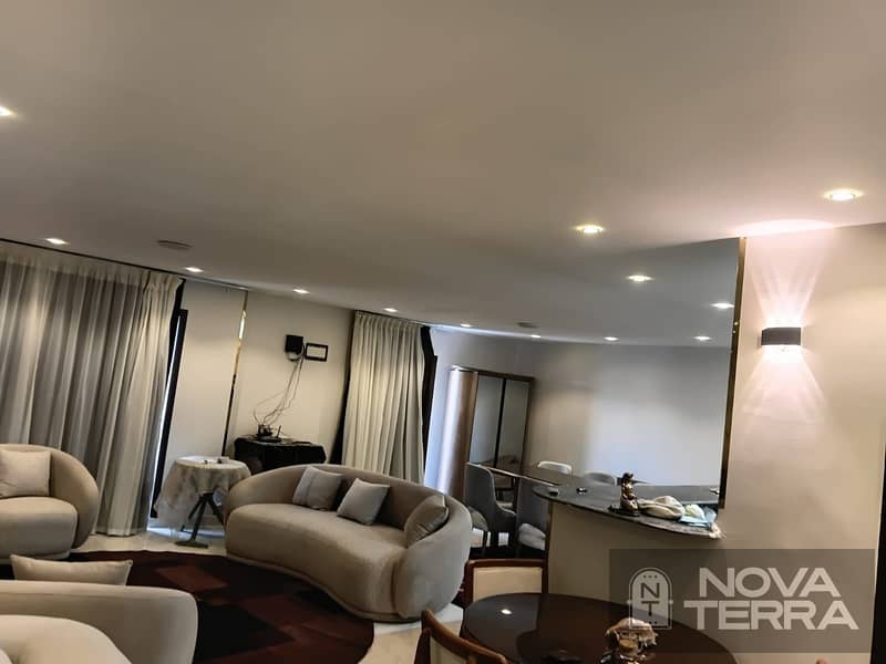 Furnished and Appliance-Free Ground Floor Apartment with Garden for Sale in Karma City Compound – Boulevard Axis – pohled 4