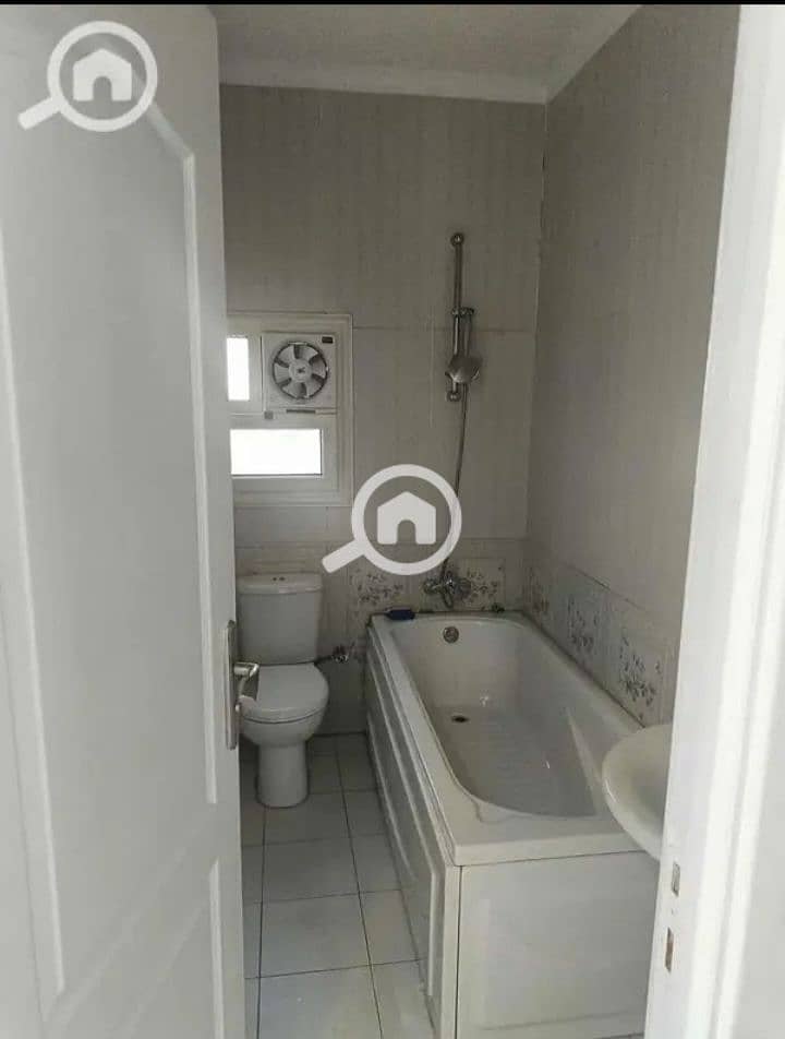 11 aa1e9fcf-9da1-42da-8401-5e711e070cf3. jpg