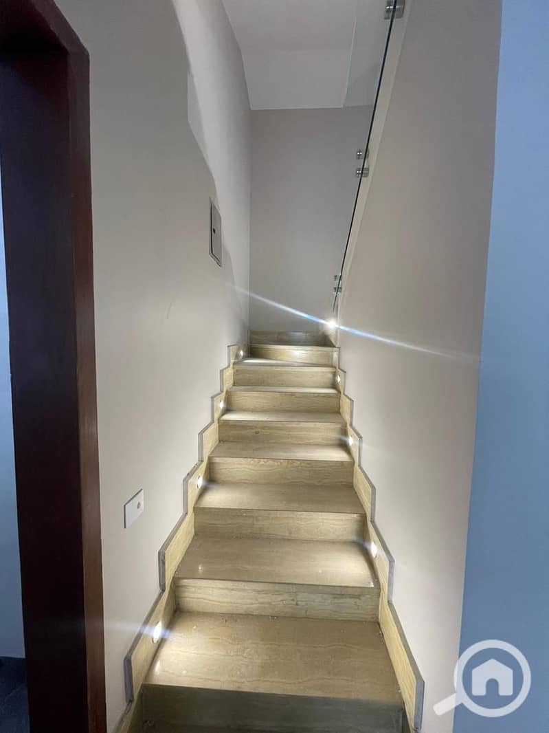 Twin Villa for rent in Patio Al Zahraa Compound Sheikh Zayed - Więcej