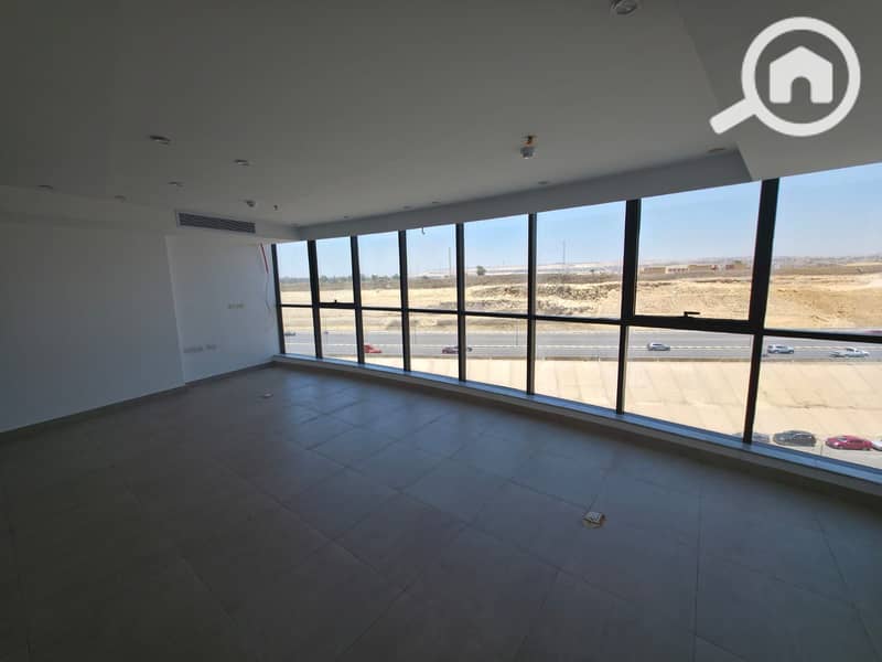Administrative office for rent 100m open space in Rehana Plaza Zahraa El Maadi - Widok 3