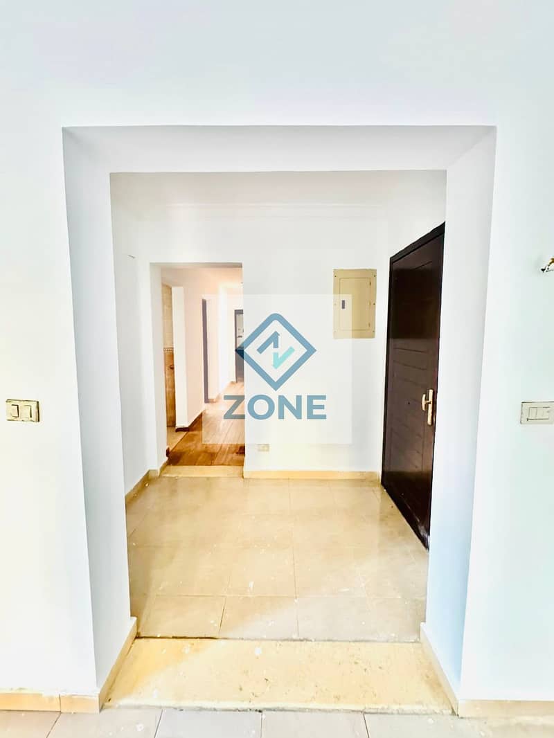 An exceptional apartment for sale in Madinaty (B1): ground floor with a garden. - Vista 5