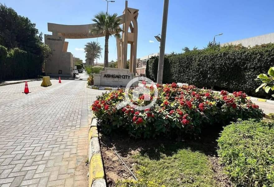 Receive your apartment in the most distinguished location in Hadayek October, Ashgar Compound - Ansicht 2