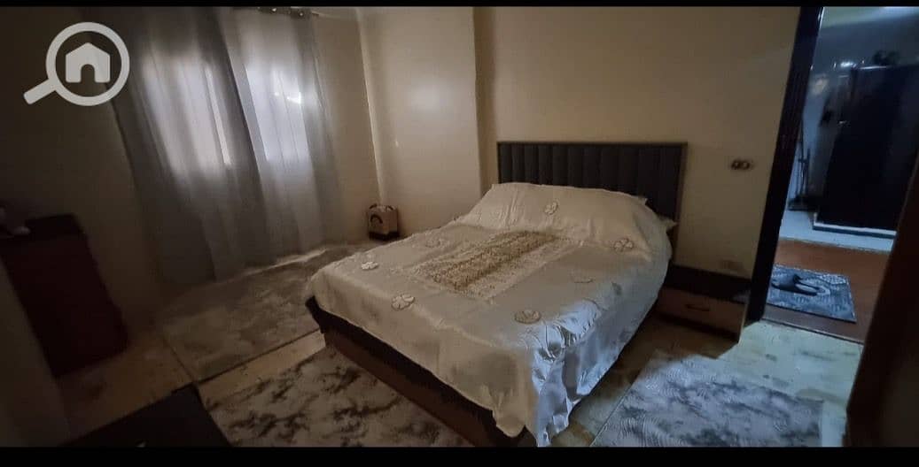 Apartment for rent in Maadi next to the satellite with 3 rooms and an empty kitchen – další