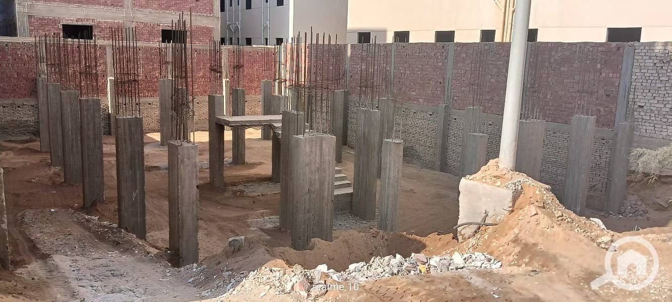 For quick sale, 276m the gap between Al-Shorouk and Heliopolis for brokers. - Widok 3