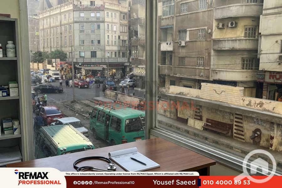 Licensed administrative office with open views overlooking the tram for sale in Fleming - Widok 3
