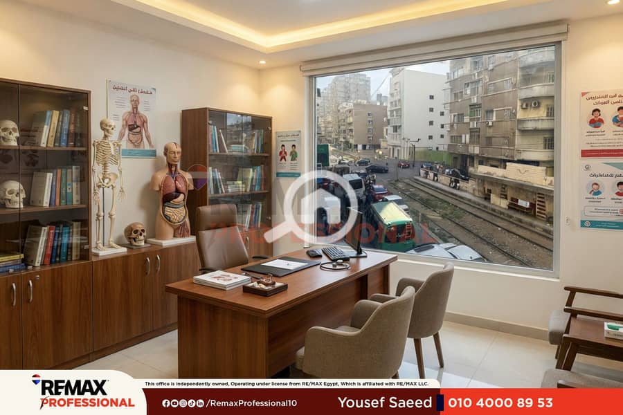 Licensed administrative office with open views overlooking the tram for sale in Fleming - Widok 4