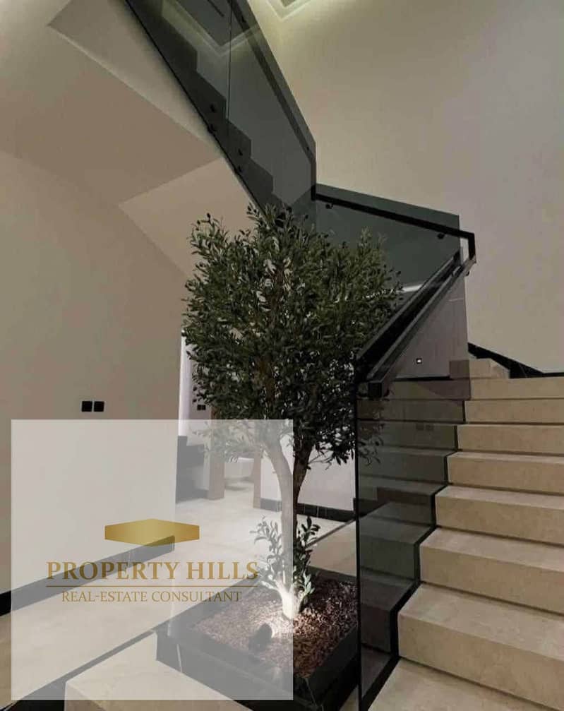 A stunning villa with a garden, available for purchase in installments over 12 years in a compound featuring one of the largest golf courses in Egypt, opposite Madinaty. - Widok 4