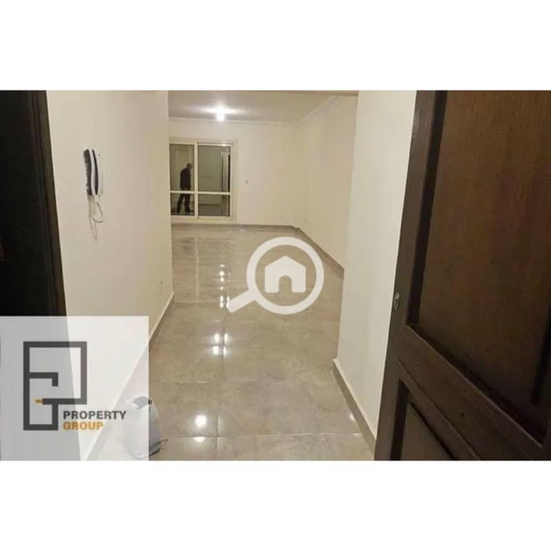 Resale APT ready to move & F. f , in Janna Zayed 4, prime location 115 sq m , with best price - Vista 2
