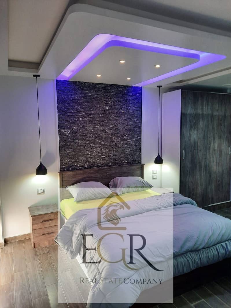 Distinctive furnished apartment for rent steps away from the old market and all services. – pohled 3