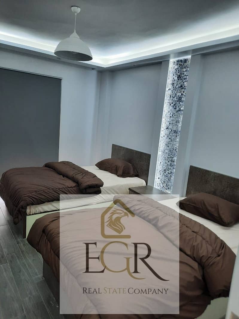 Distinctive furnished apartment for rent steps away from the old market and all services. – pohled 6
