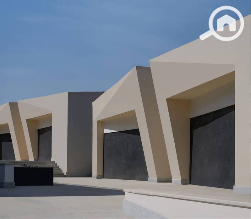 clinic ready to move for sale with prime location in Etapa square next to Al Rabwa - Mehr