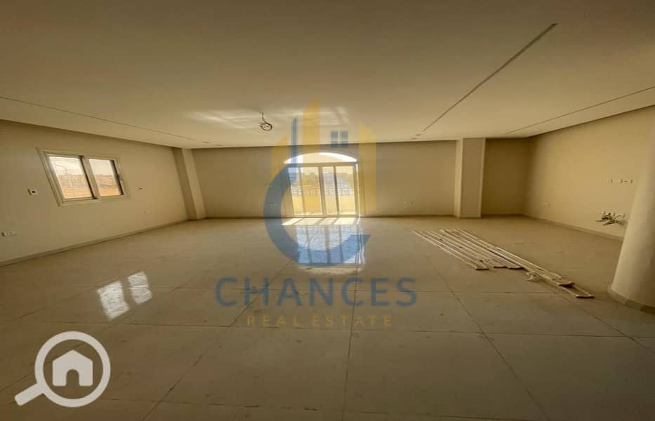 Apartment for Sale in El Banafseg 11 Villas – 225 sqm, Typical Floor with Distinctive Super Lux Finishing - Widok 2