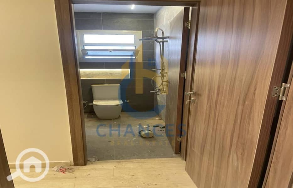 Apartment for Sale in El Banafseg 11 Villas – 225 sqm, Typical Floor with Distinctive Super Lux Finishing - Więcej