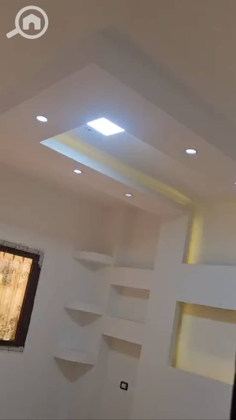 8 1000392677. jpg