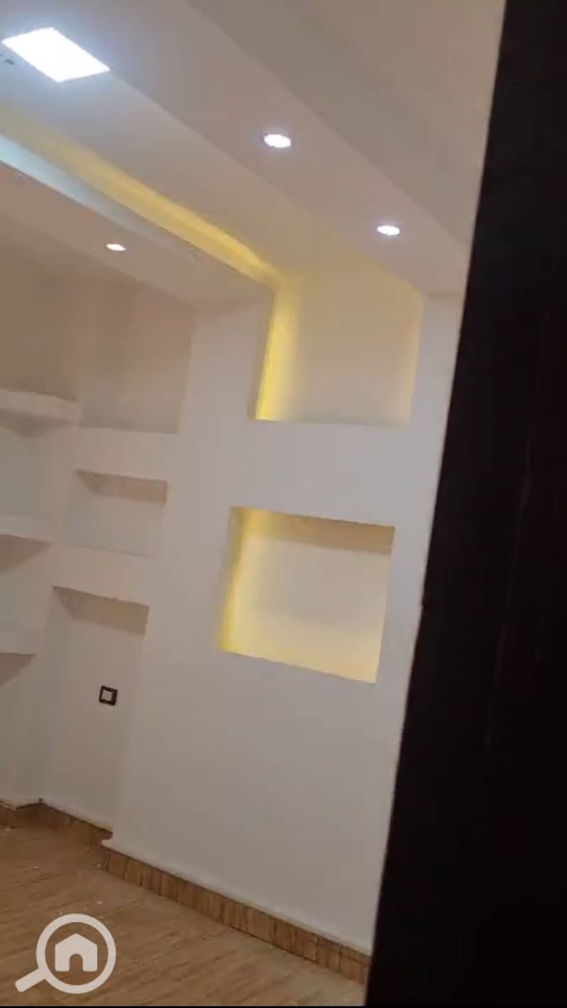 9 1000392675. jpg