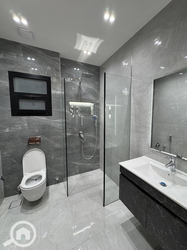 9 f174c4a9-6767-450a-9694-99bf61bb35d1. jpg