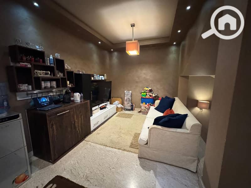 Twinhouse 300m² fully finished in Sheikh Zayed Sama Zayed compound - Ansicht 4