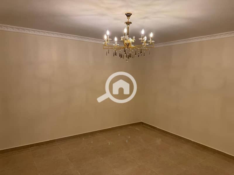 Apartment 156 sqm elevated ground floor for sale – Al Azhar Compound, First Settlement, ultra super lux finishes - Ansicht 2