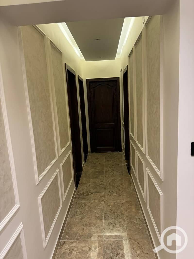 Apartment 156 sqm elevated ground floor for sale – Al Azhar Compound, First Settlement, ultra super lux finishes - Mehr