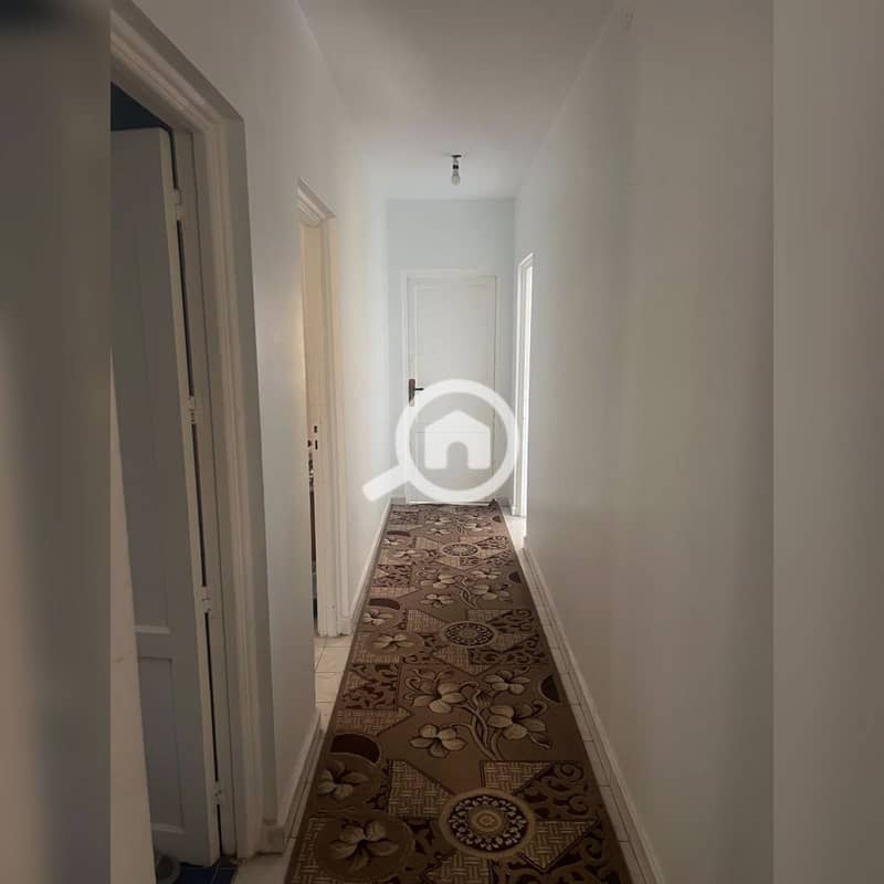 Bargain Price Apartment for Sale Typical Floor with Elevator Near Services Banks Complex Old Market Food Court and Club Phase 1 Al Rehab - Widok 4