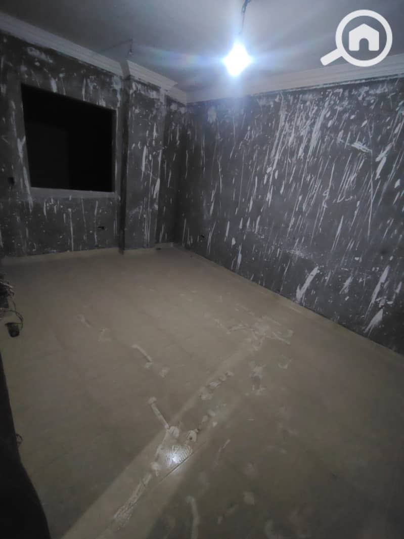 Apartment for sale, first occupancy, in Zahraa El Maadi, off 50th Street, near the Administrative Control Authority, with a front view. Area: 150 sq mC - Ansicht 2
