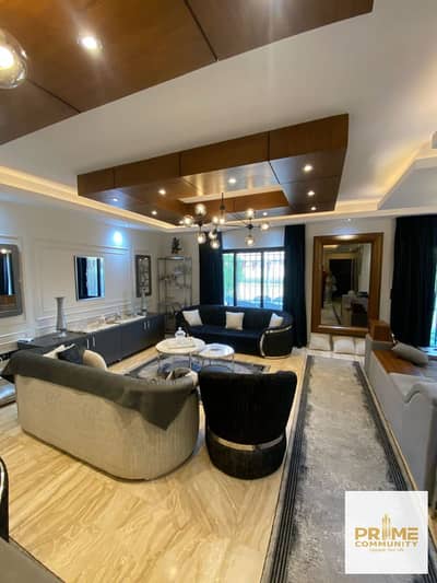 6 Bedroom Townhouse for Sale in Sheikh Zayed, Giza - 492dee53-4651-4c9b-8fc3-3c4e36402b9c. jpg