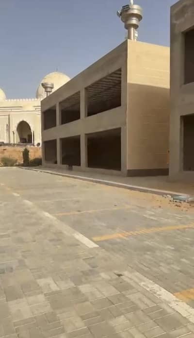 Retail for Rent in New Capital City, Cairo - محل دوبلكس في chill out العاصمة الاداريه