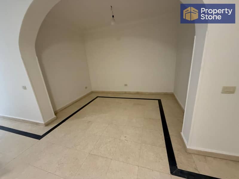 Apartment for sale in Sarayat Al-Maadi – Prime Location steps from the American School - Widok 4