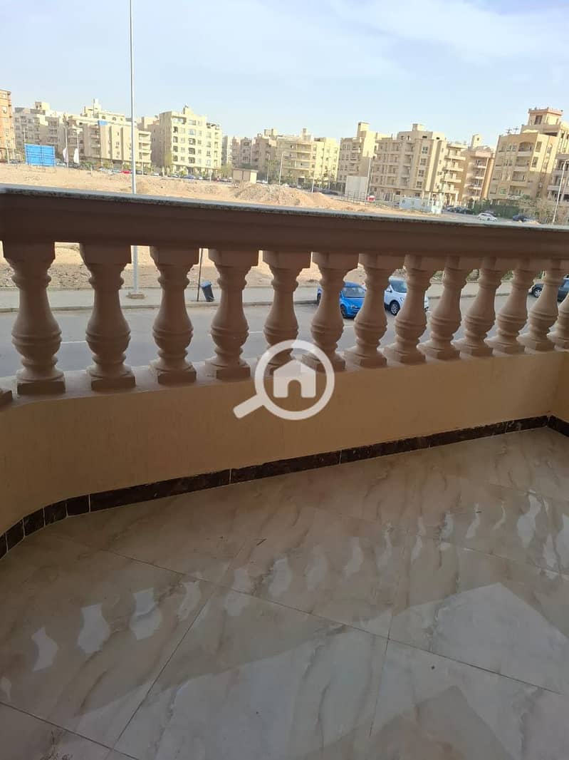 Apartment for rent suitable for newlyweds, high-end finishing, 4 rooms, excellent location and great price. – pohled 2