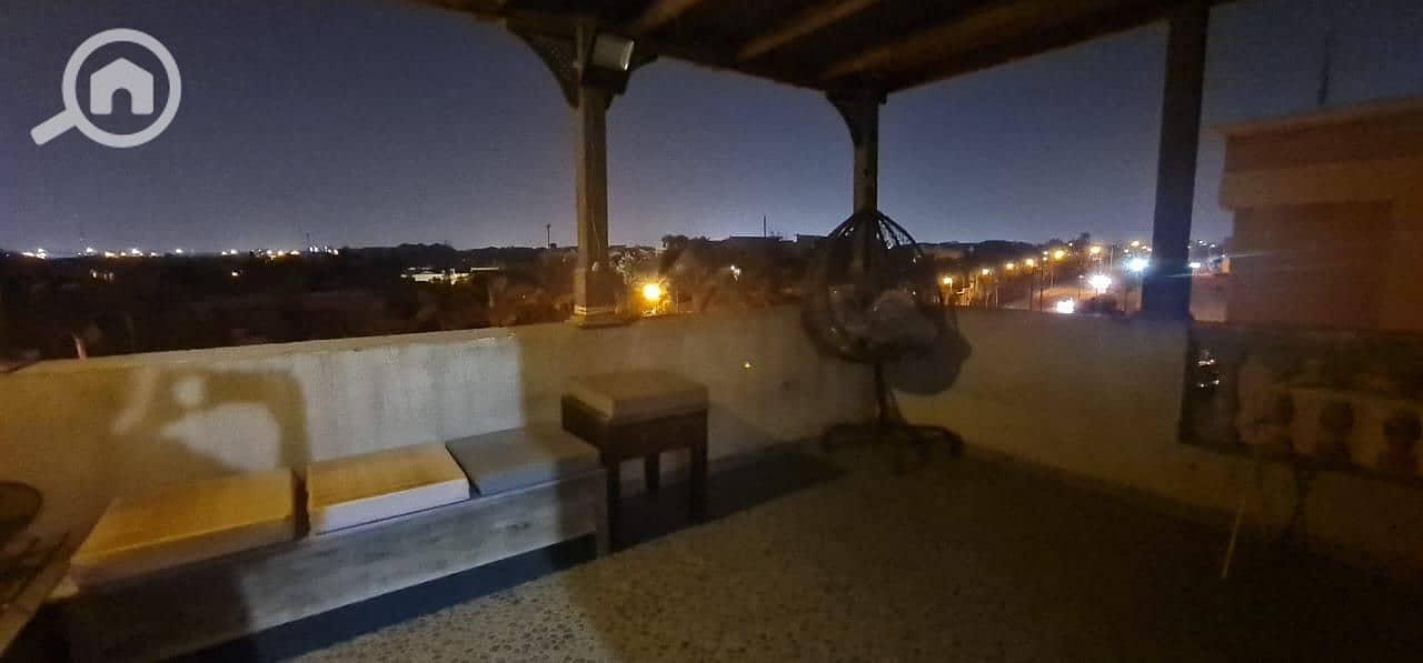 Rooftop apartment furnished for rent in Al-Nakheel Compound, a steal price. - Widok 3