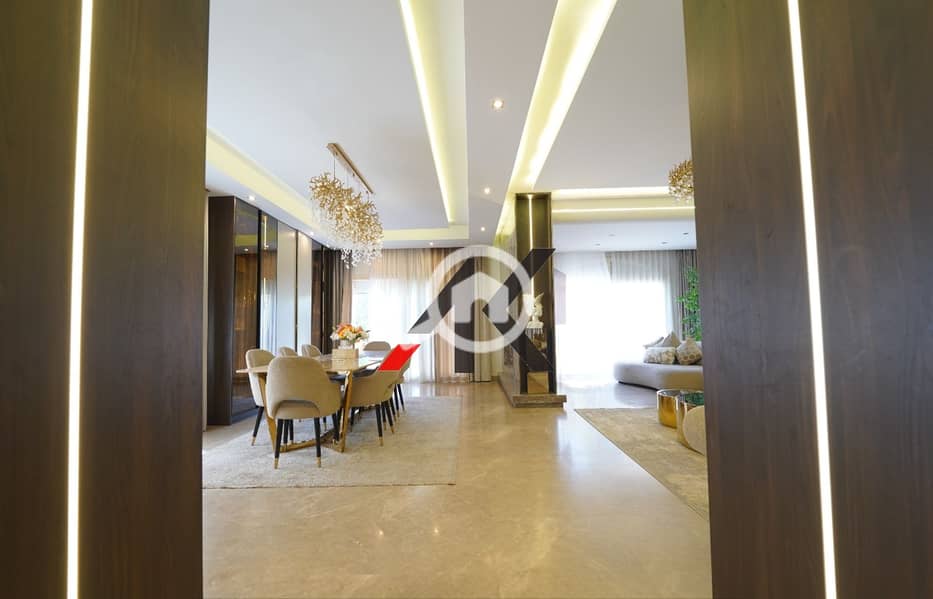 Exclusive Luxury Twin House for Sale in Dyar Compound | Lake View | Private Pool - Więcej