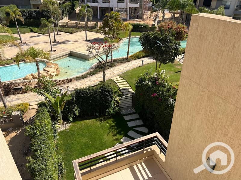 Townhouse for sale in The Square Ahli Sabour compound, ultra-lux finishing. - Mehr