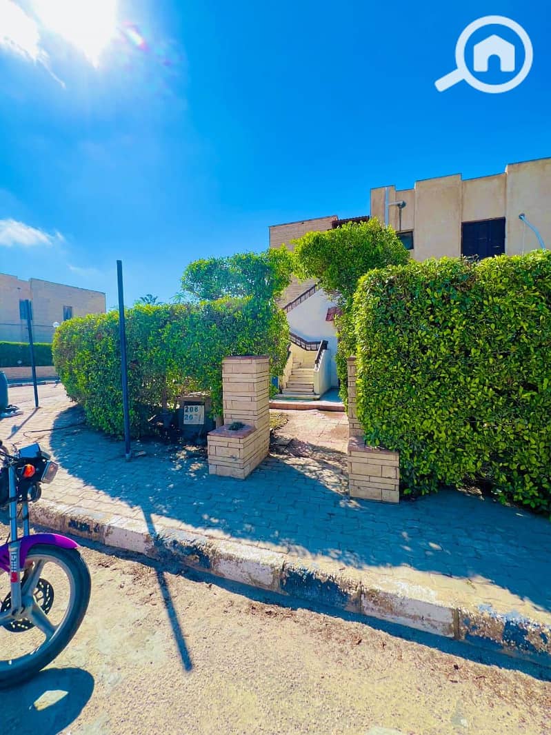 Two-bedroom chalet for rent with a sea view in Al-Shorouk Village - Widok 3