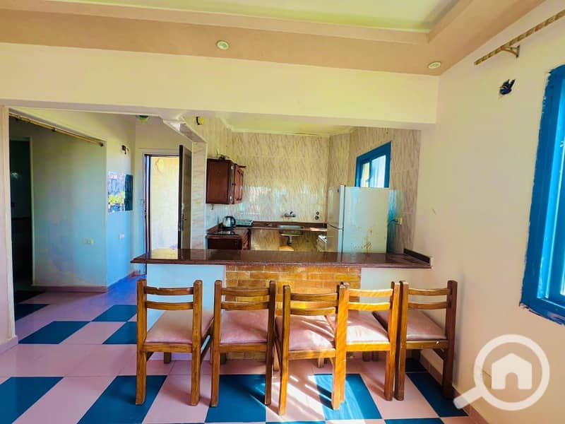 Two-bedroom chalet for rent with a sea view in Al-Shorouk Village - Widok 6