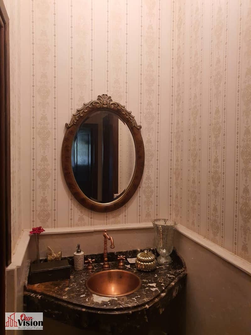 Twin villa ( jeera , el sheikh zayed ). Bua : 246 Land : 320 4 rooms With ACs Reception with concealed ACs Kitchen without appliances Asking price : - Ansicht 6