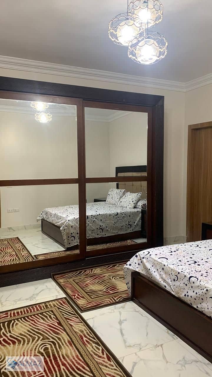 Furnished apartment for rent in Andalus 2, Fifth Settlement, 180 sq m, directly on South 90th Street – pohled 3